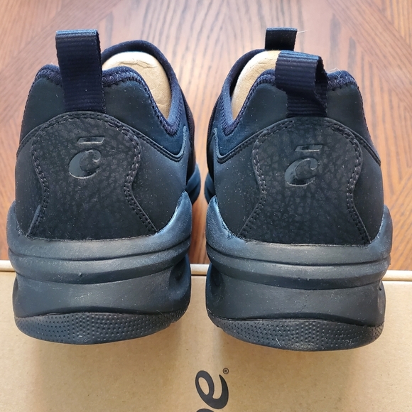 NWOT Clove Solo Sneakers - Picture 9 of 14